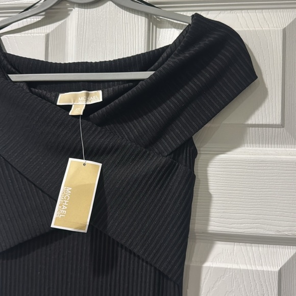 Michael Kors Ribbed Off Shoulder Midi Dress - Picture 8 of 13